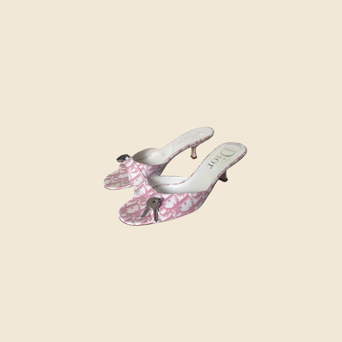CHRISTIAN DIOR PINK TROTTER KITTEN HEELS
