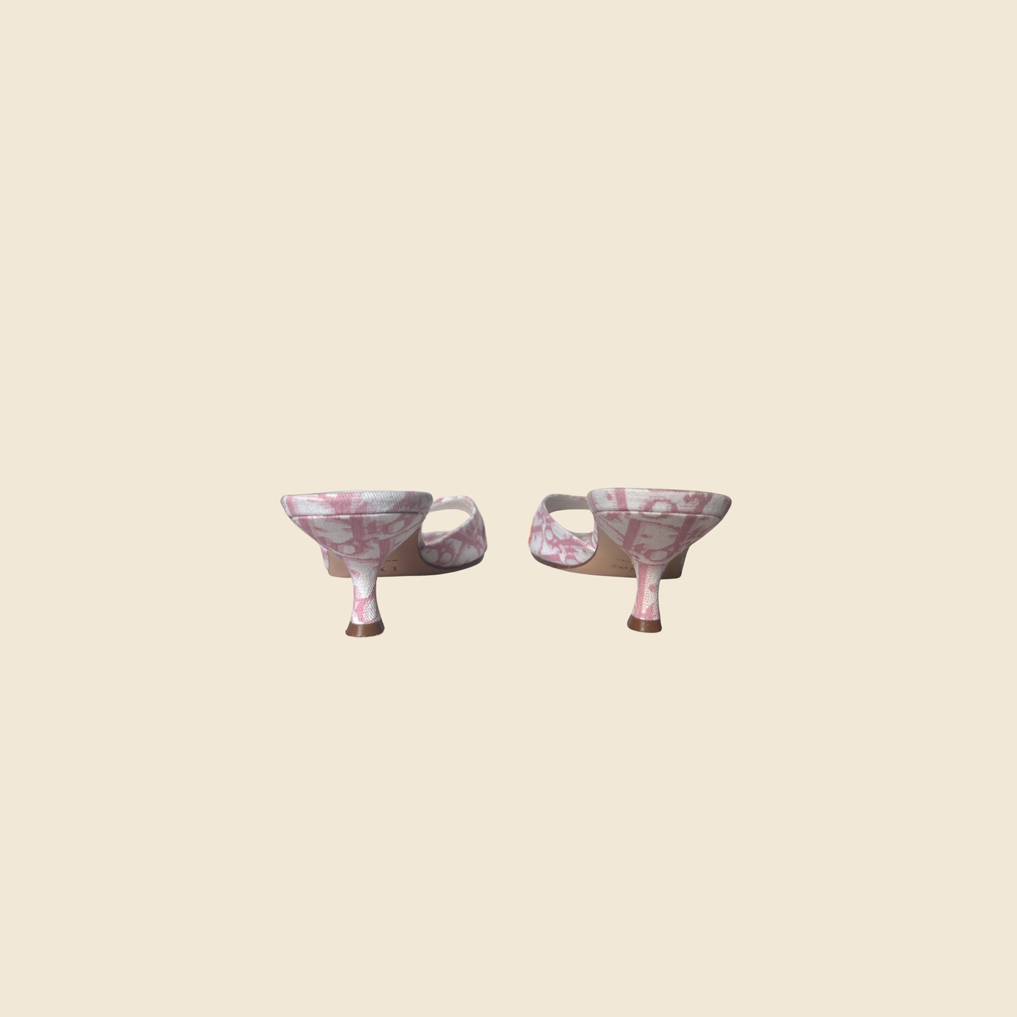 CHRISTIAN DIOR PINK TROTTER KITTEN HEELS