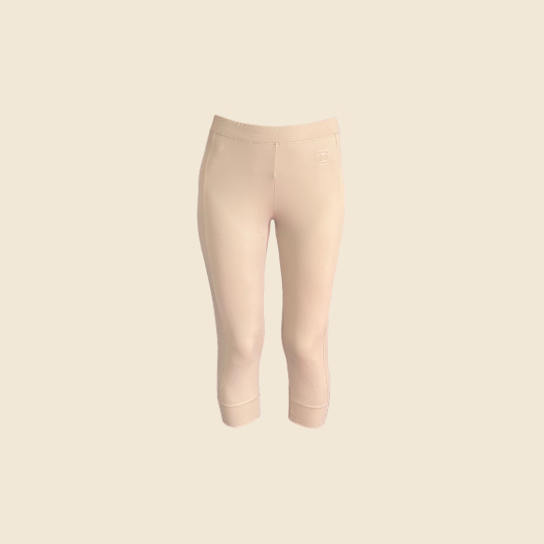 CHANEL SPORTS CC LOGO CAPRI YOGA PANTS