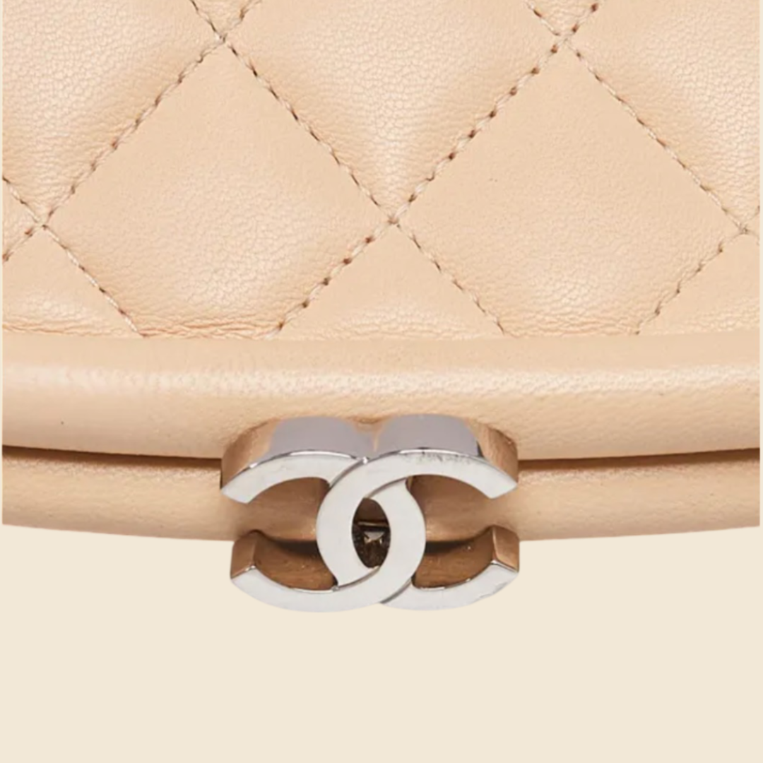 CHANEL BEIGE QUILTED LAMBSKIN LEATHER CLUTCH BAG