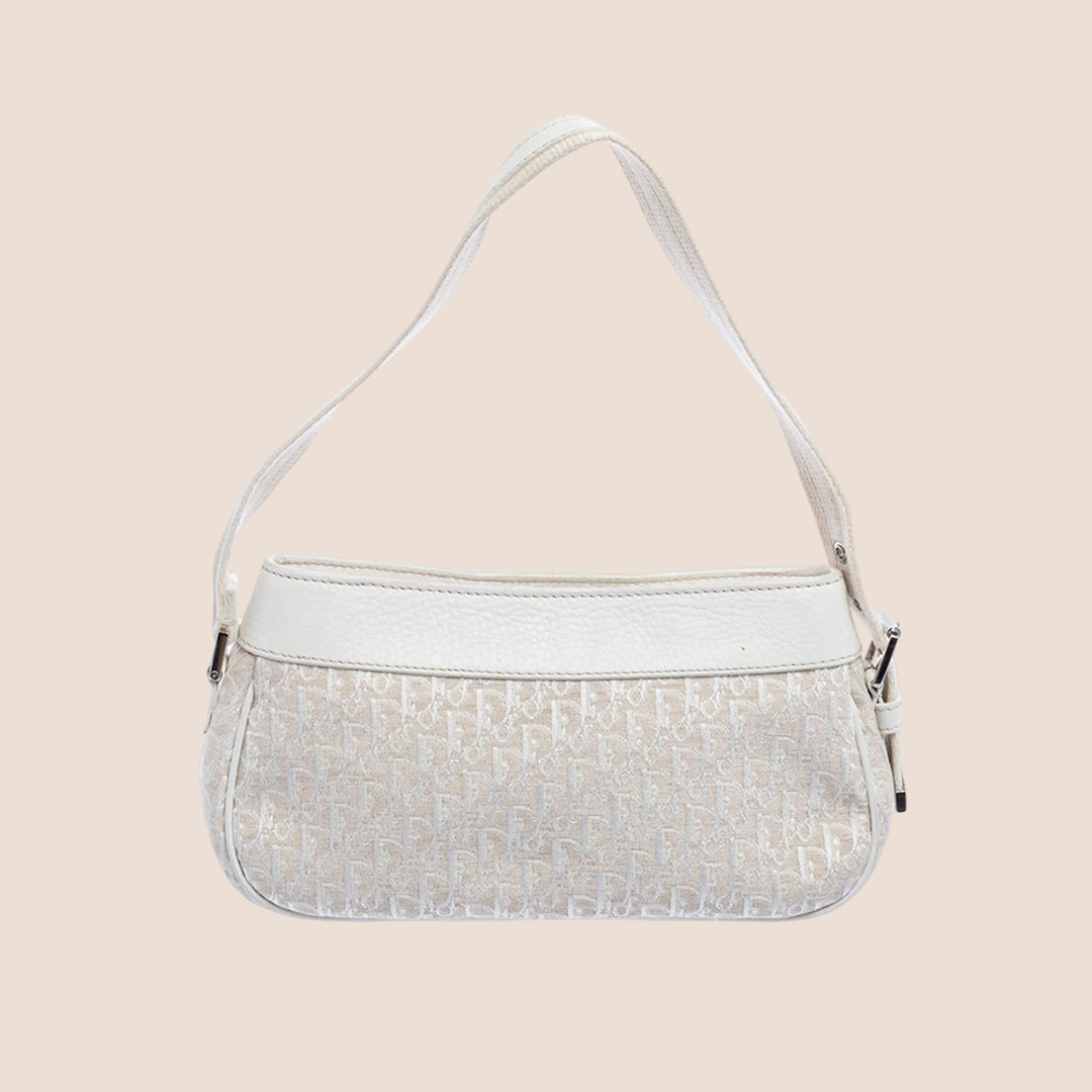 CHRISTIAN DIOR 2000s WHITE & CREAM DIORISSIMO STREET CHIC POCHETTE