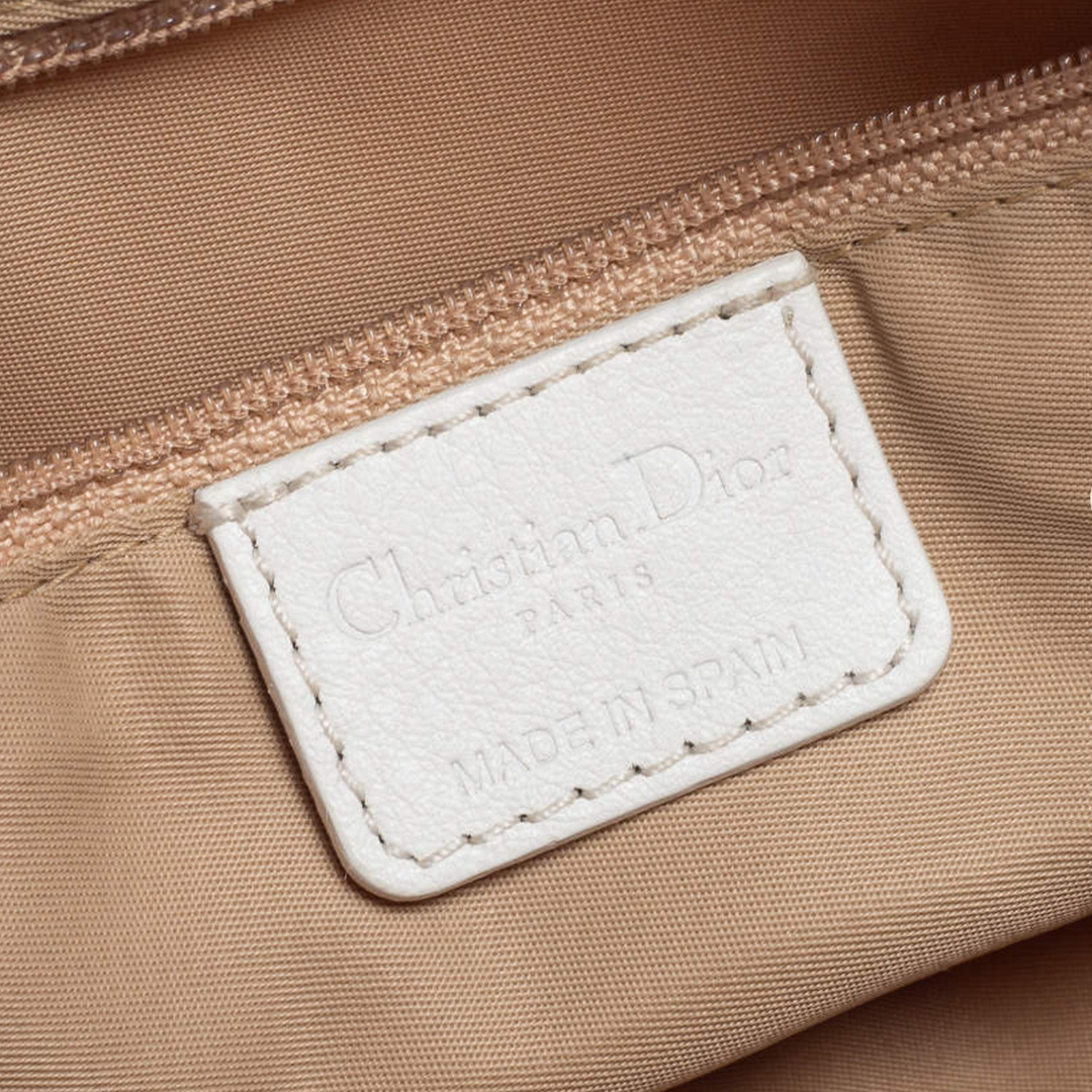CHRISTIAN DIOR 2000s WHITE & CREAM DIORISSIMO STREET CHIC POCHETTE