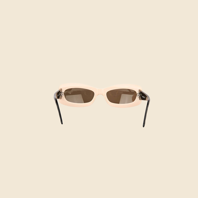 CHANEL 90s IVORY & BLACK CC LOGO SUNGLASSES
