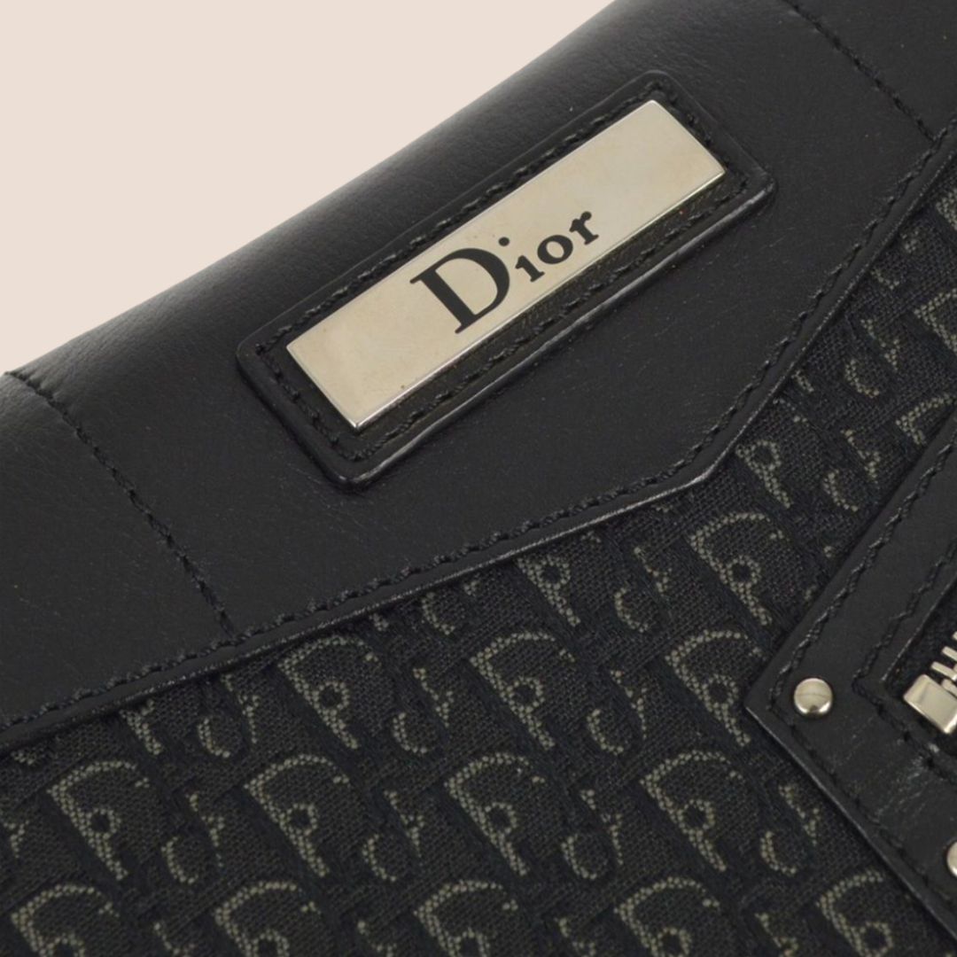 CHRISTIAN DIOR 2003 BLACK STREET CHIC ZIPPER SHOULDER BAG