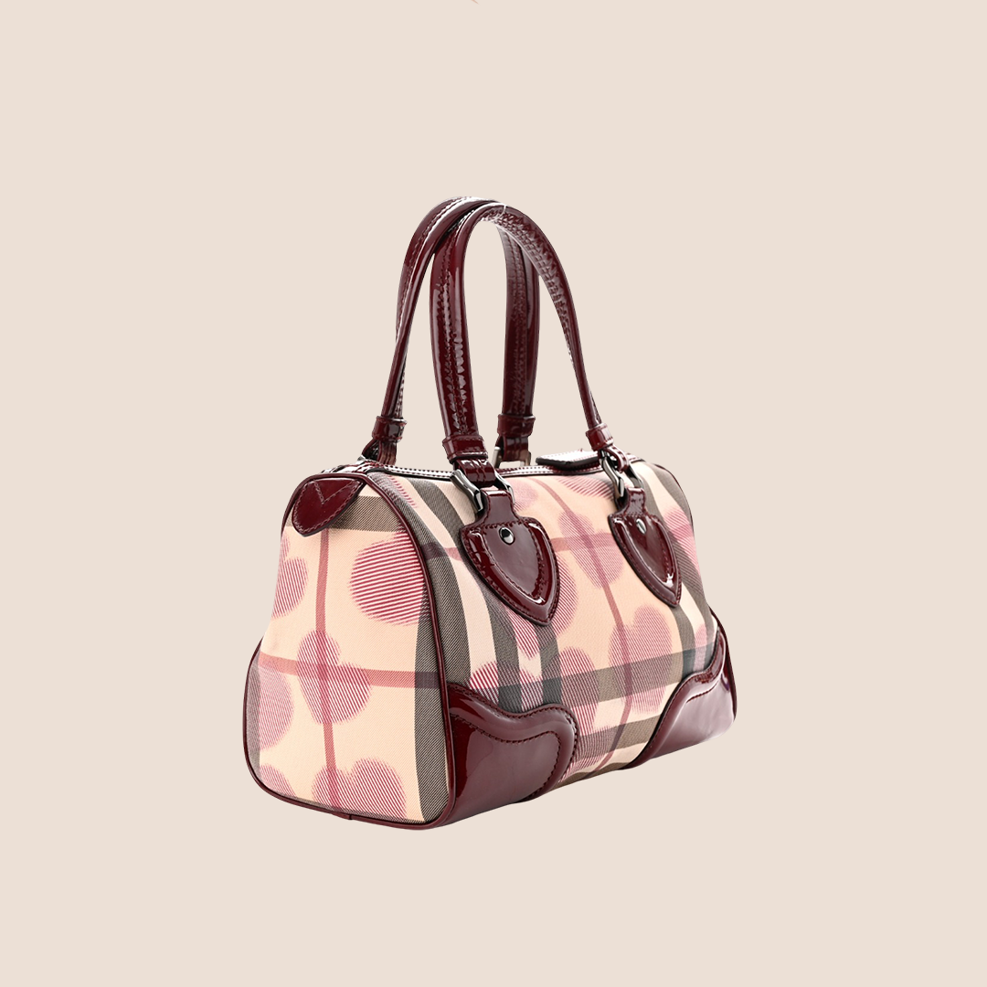 BURBERRY NOVA CHECK HEARTS CHESTER BOWLING BAG