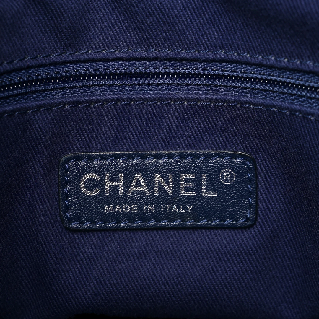 CHANEL NAVY QUILTED NEW BUBBLE NORTH SOUTH TOTE BAG