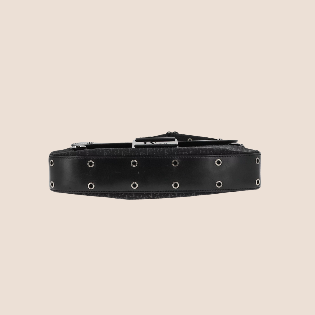 CHRISTIAN DIOR BLACK TROTTER STREET CHIC COLUMBUS SHOULDER BAG