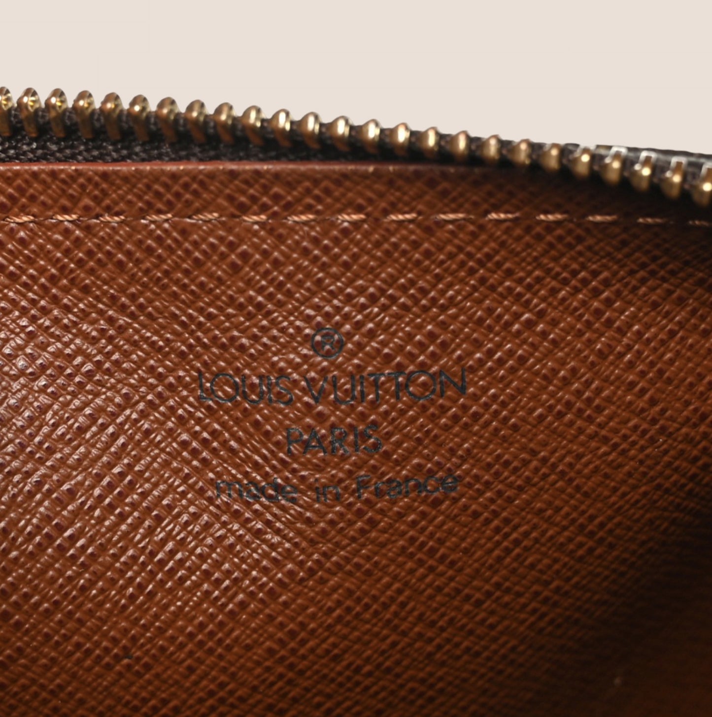 LOUIS VUITTON BROWN MONOGRAM PAPILLON 19 BAG