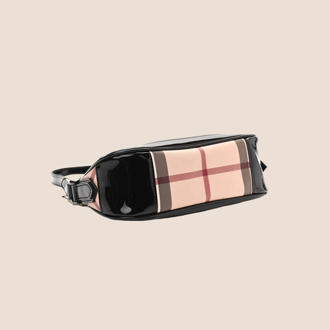 BURBERRY NOVA CHECK BLACK PATENT LEATHER SHOULDER BAG