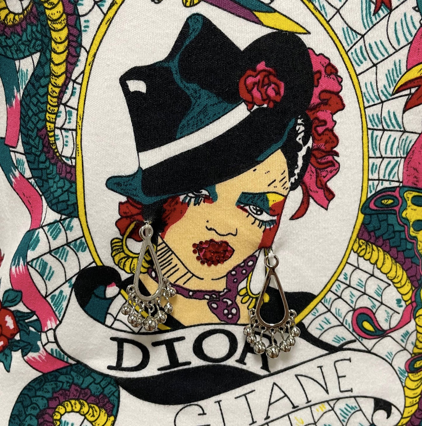 CHRISTIA DIOR 2004 GITANE PRINT V-NECK T-SHIRT