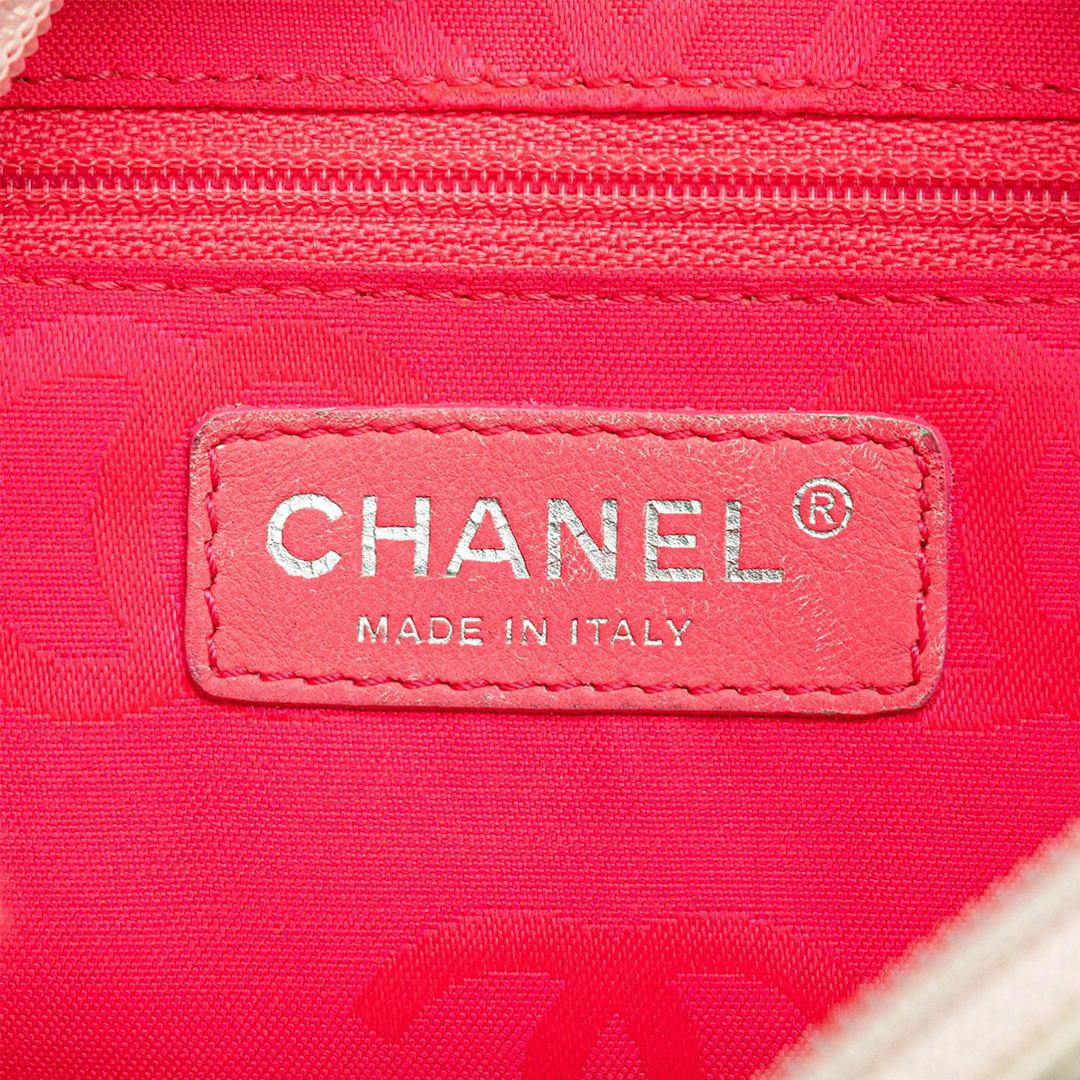 CHANEL 2005 WHITE & BLACK CAMBON QUILTED LEATHER BAG