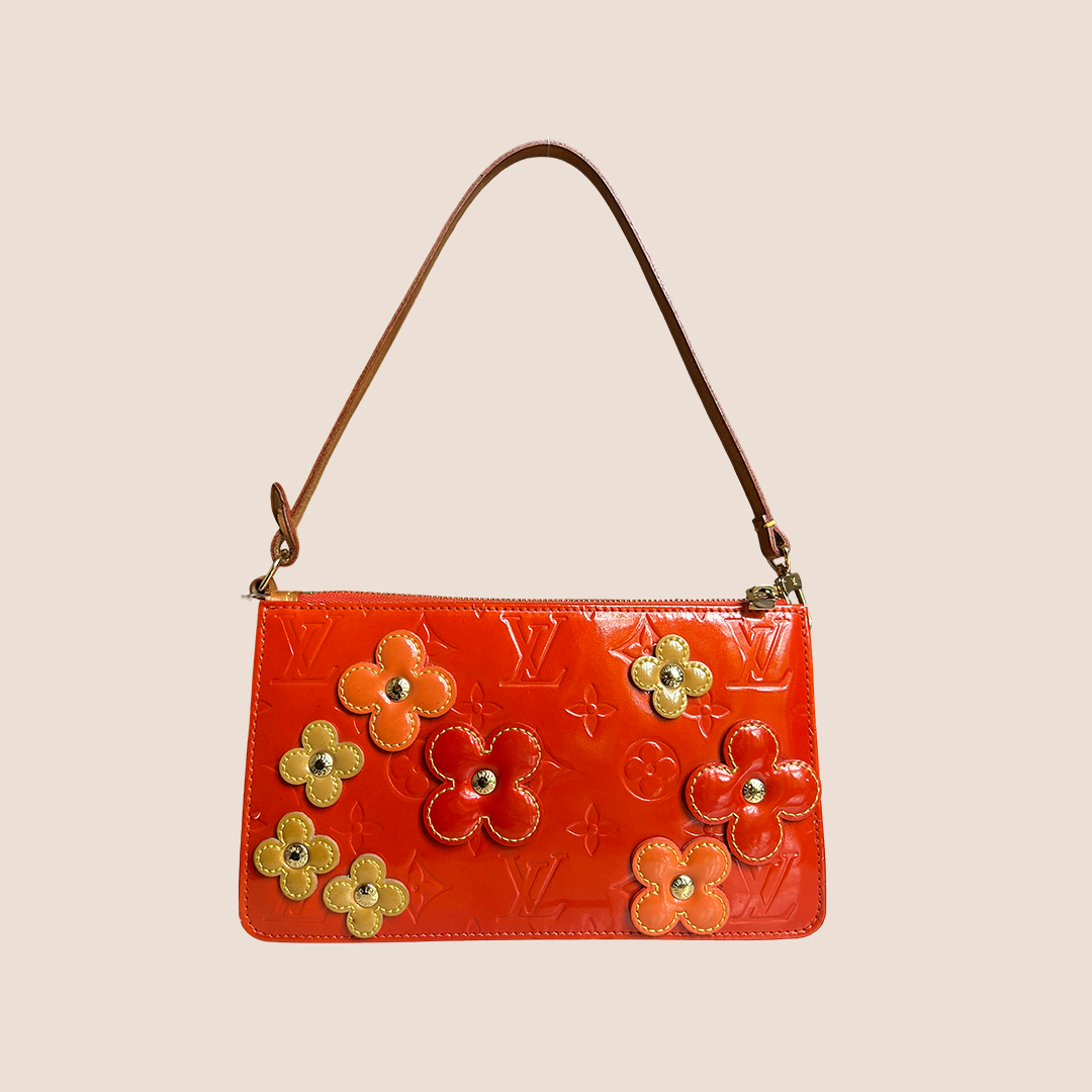 Vaundy VAWS Logo pochette 【Orange】 商品詳細ページ | Vaundy Vaundy VAWS Logo pochette 【Orange】 商品詳細ページ | Vaundy