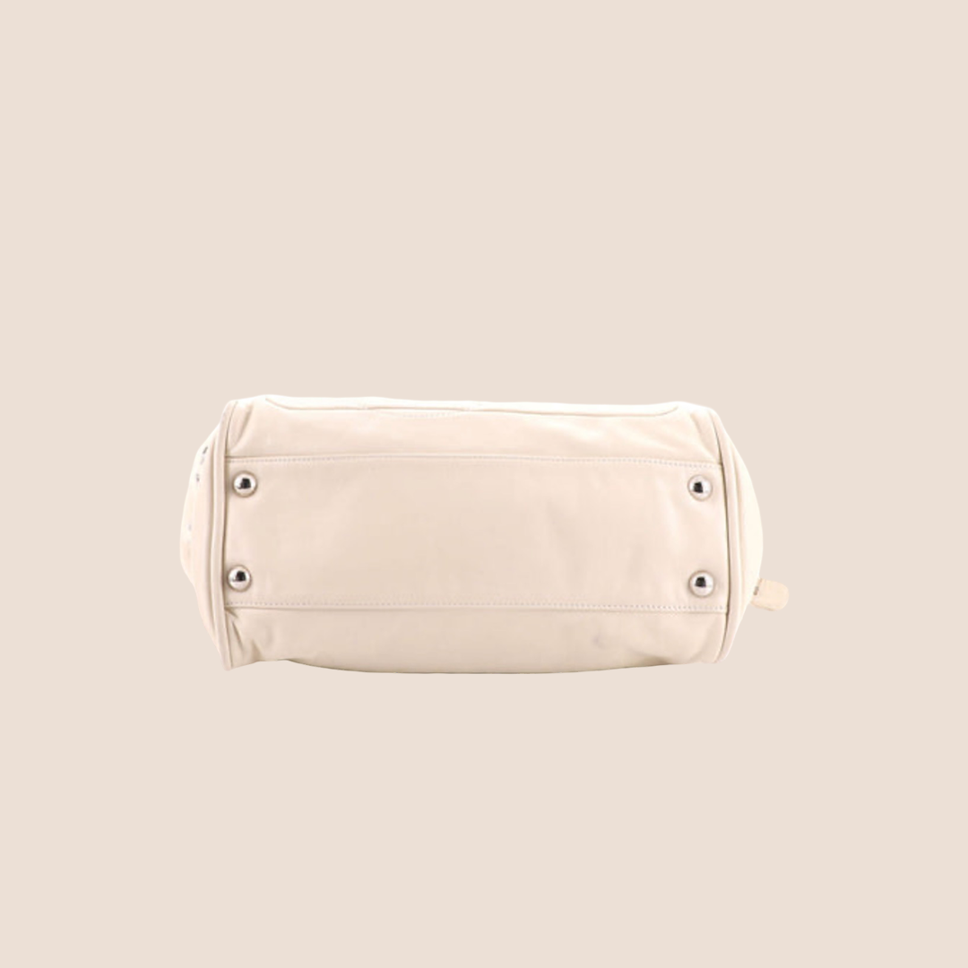 CHANEL 2006 CREAM LEATHER DIAGONAL ACCORDION SHOULDER BAG
