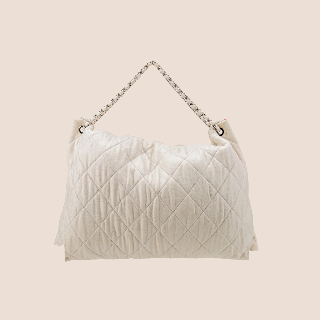 CHANEL 2008 GREY LA SHOULDER BAG
