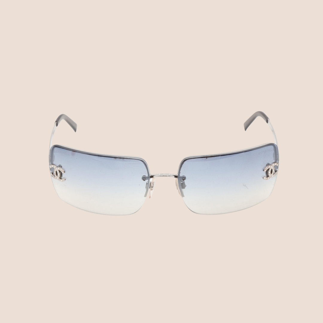 CHANEL Vintage 90s Sunglasses Swarovski CC’s Crystal Blue Lenses 100% AUTHENTIC CHANEL 90s CRYSTAL BLUE CC LOGO RIMLESS SUNGLASSES – RDB main image 2