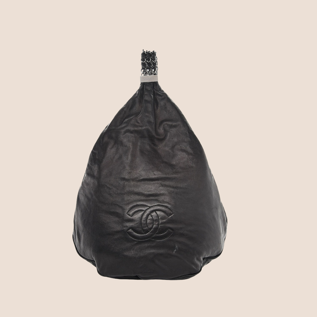 CHANEL BLACK LAMBSKIN ROCK & CHAIN HOBO BAG