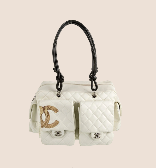 CHANEL ホワイトレザー キルティングバッグ CHANEL WHITE QUILTED CAMBON MULTIPOCKET REPORTER BAG – RDB
