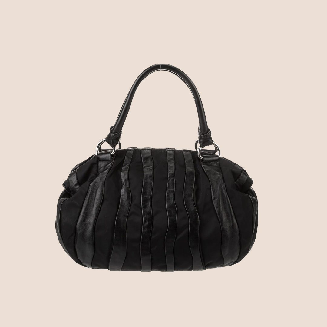 PRADA 2000 BLACK TESSUTO NYLON WAVES BAG