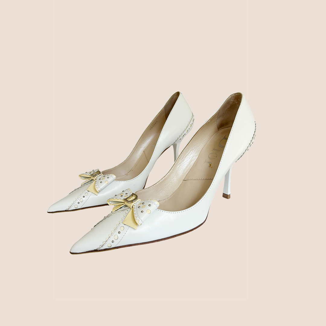 CHRISTIAN DIOR WHITE BOW LEATHER PUMPS