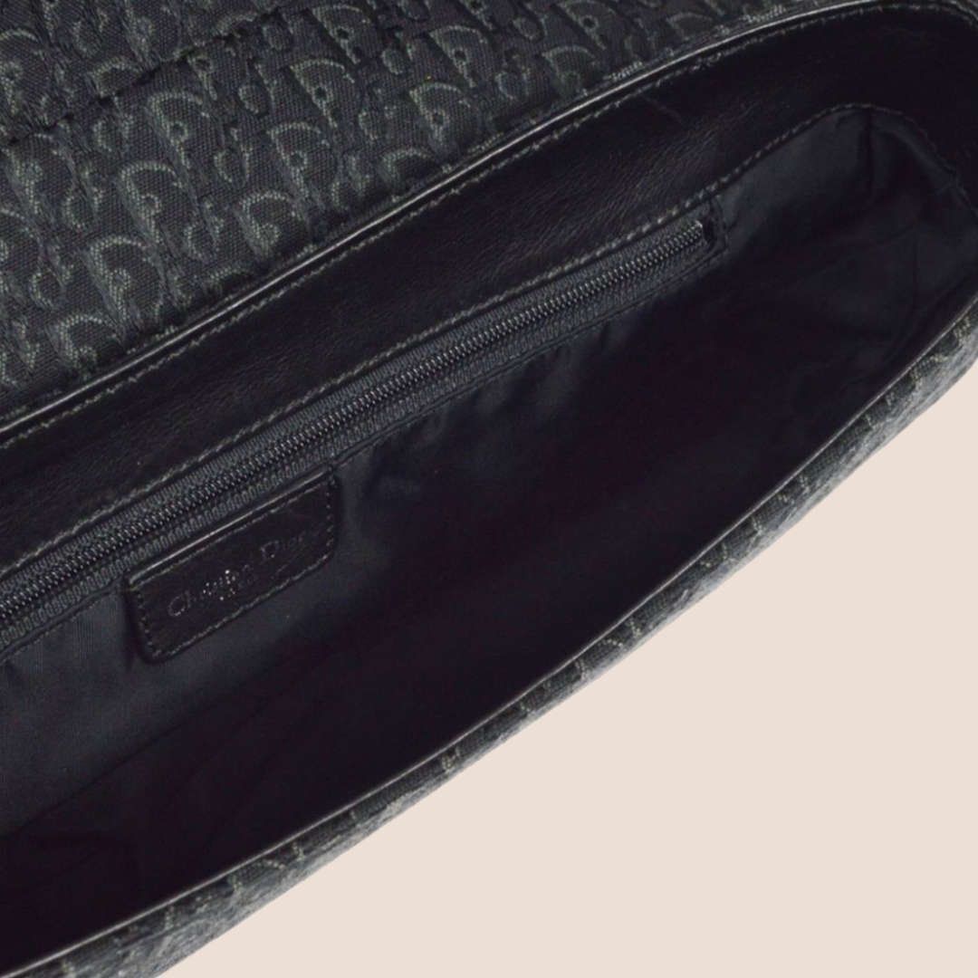 CHRISTIAN DIOR 2003 BLACK STREET CHIC ZIPPER SHOULDER BAG