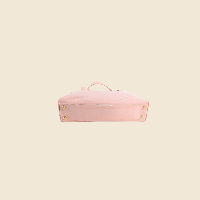 CHANEL 2004 PINK PATENT LEATHER TOTE BAG