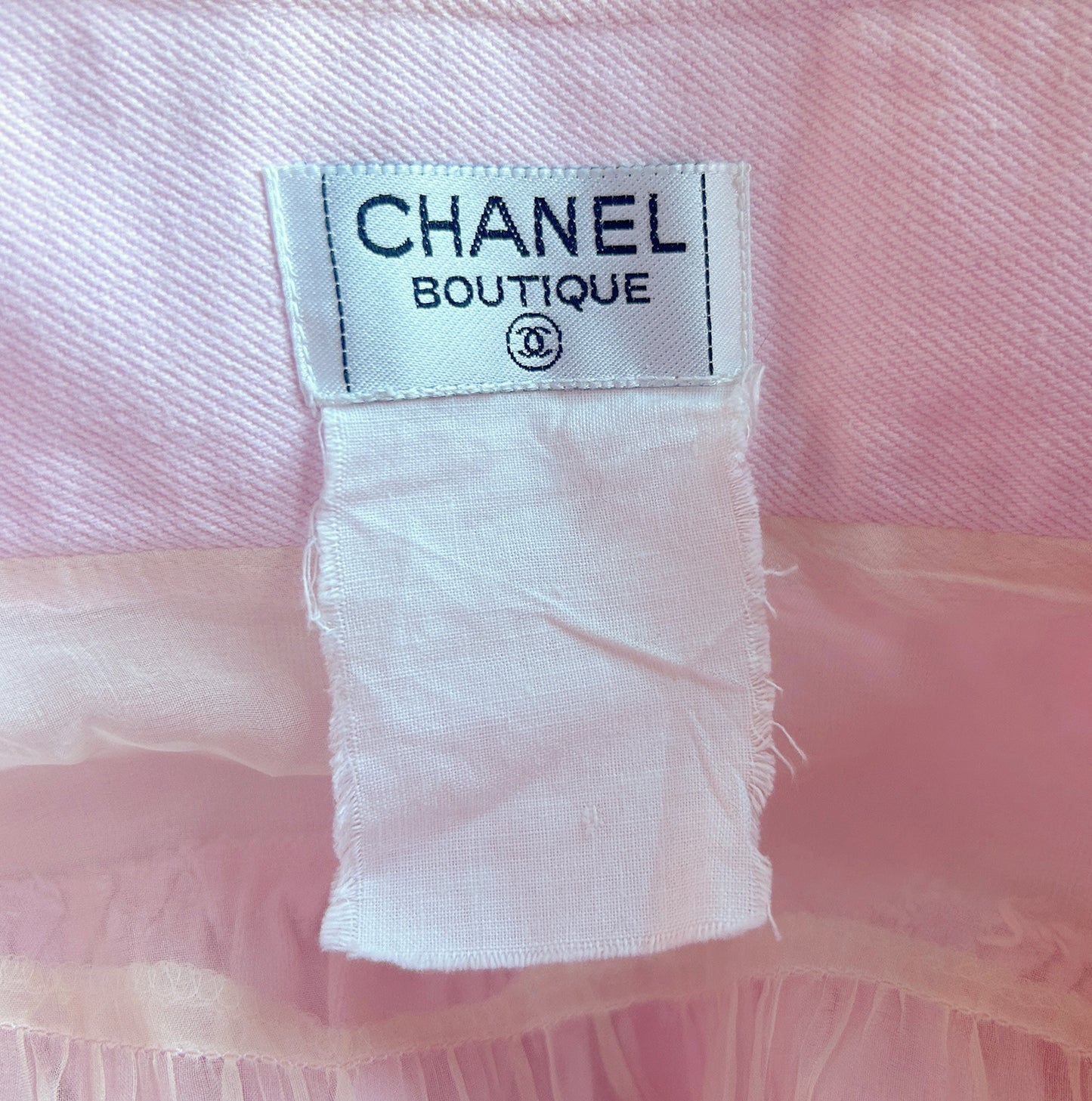 CHANEL SPRING 1988 BUBBLEGUM PINK RUFFLE DENIM SKIRT