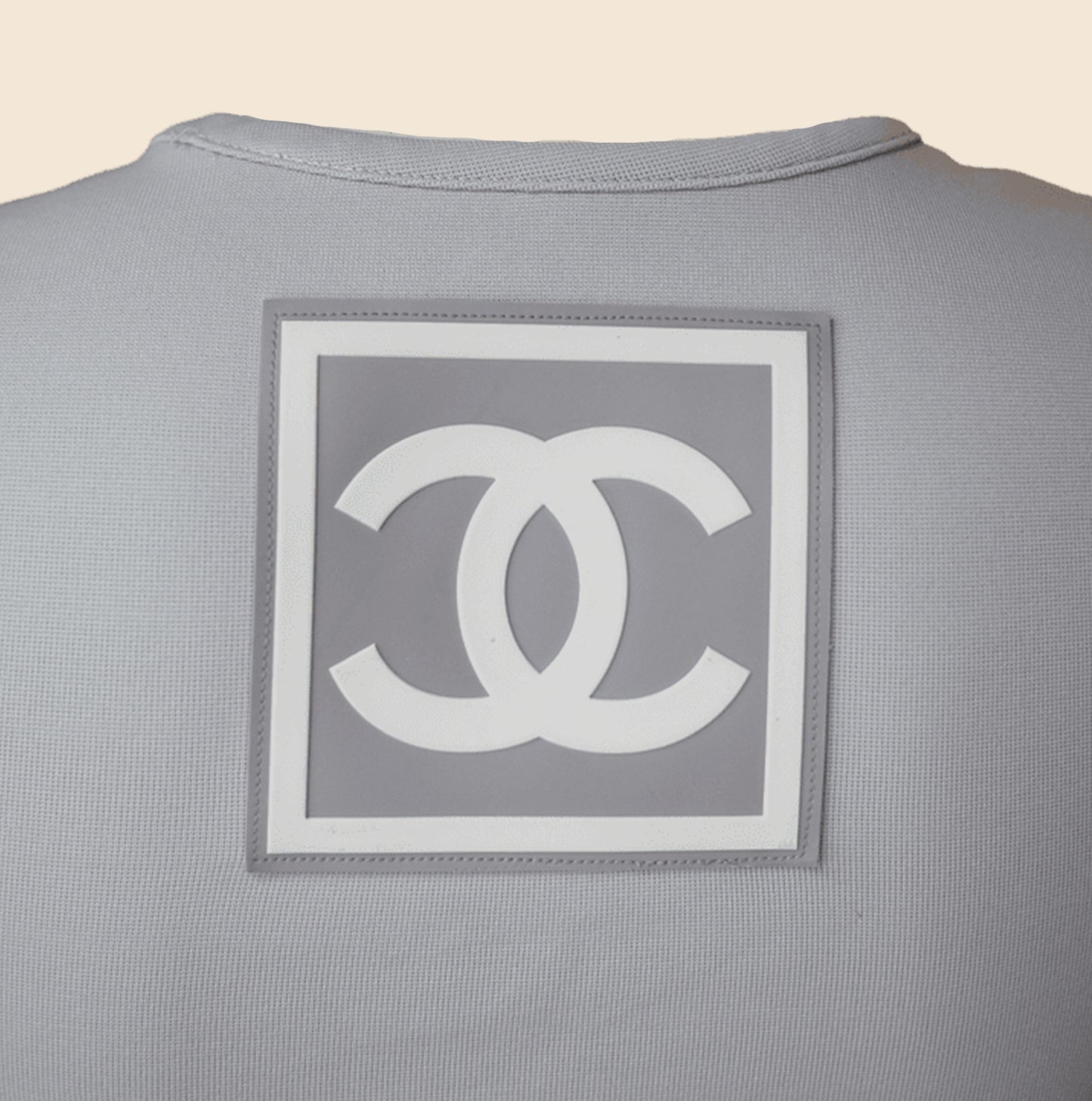 CHANEL GREY & WHITE CC LOGO BACK SLEEVELESS TOP