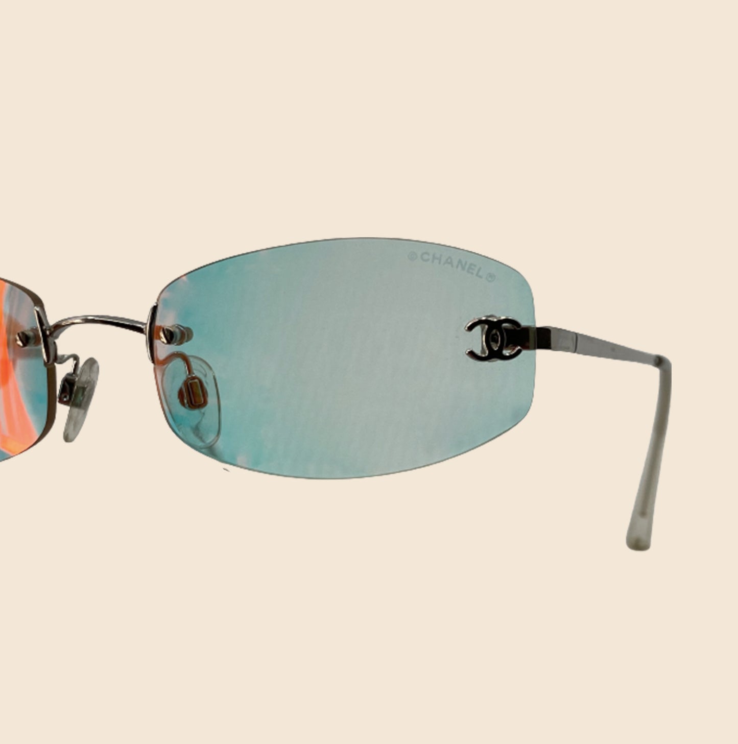 CHANEL 90s RED FLUO TONE TRANSPARENT RIMLESS SUNGLASSES