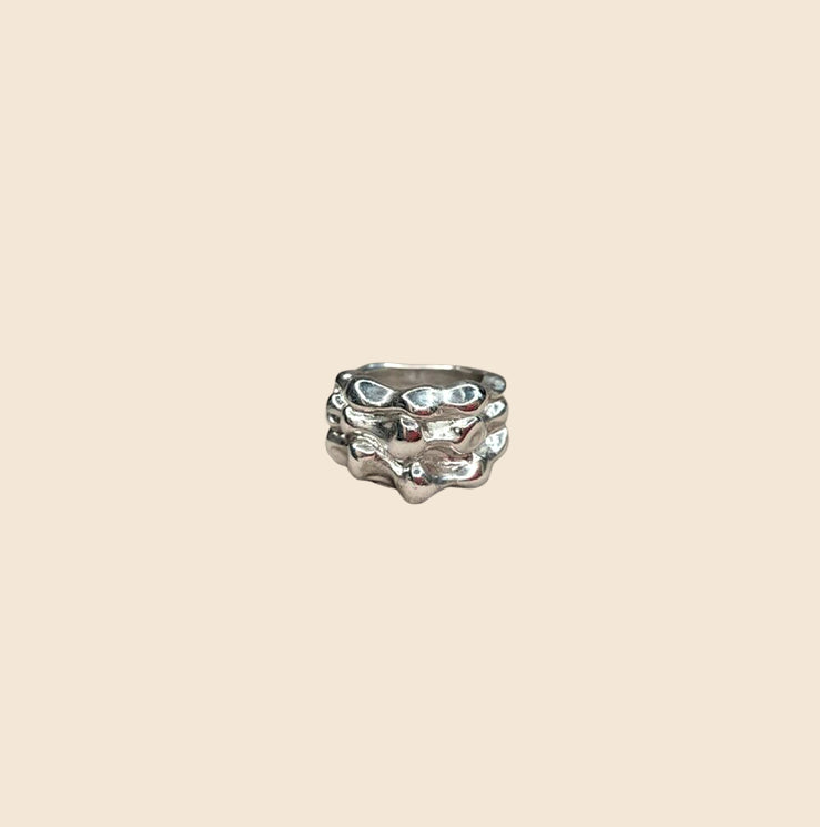 CHRISTIAN LACROIX HAMMERED SILVER RING