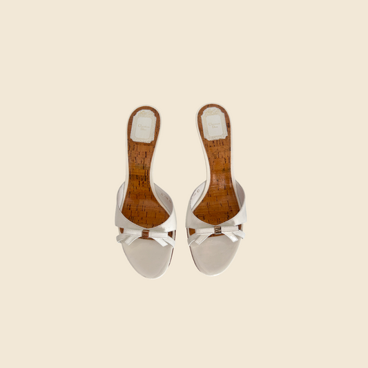 CHRISTIAN DIOR WHITE STARLET BOW MULES
