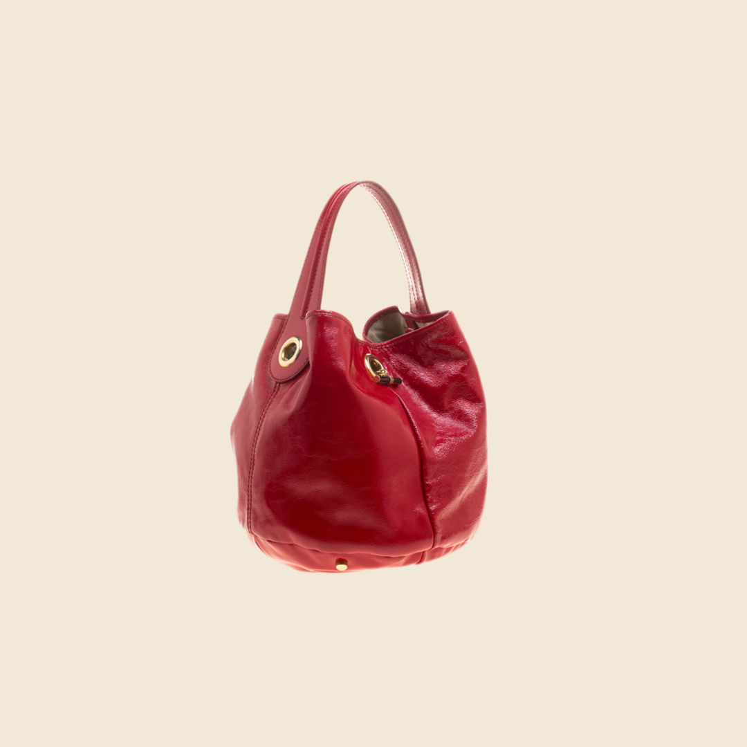 YVES SAINT LAURENT RED PATENT LEATHER CAPRI BUCKET BAG RDB