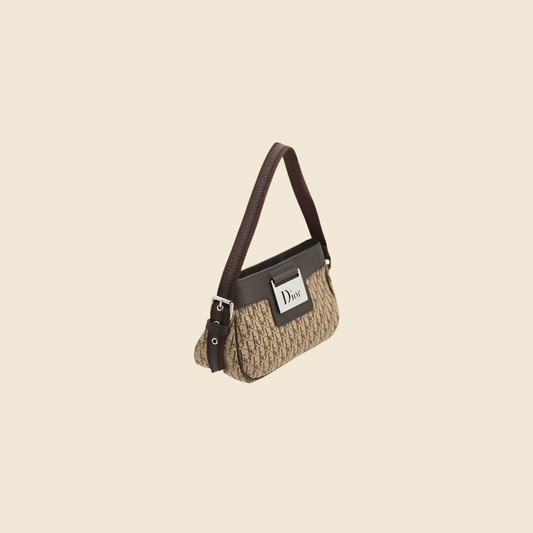CHRISTIAN DIOR 2000s STREET CHIC POCHETTE