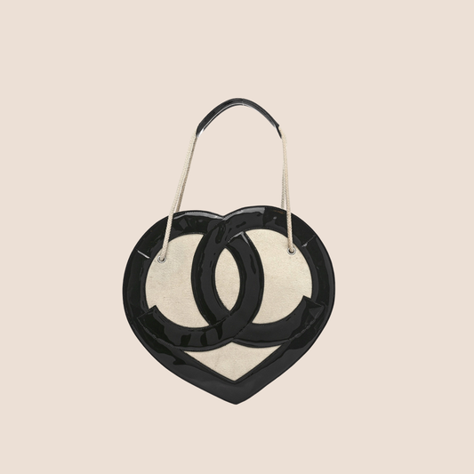 CHANEL 2009 CC TERRY HEART SHOULDER BAG