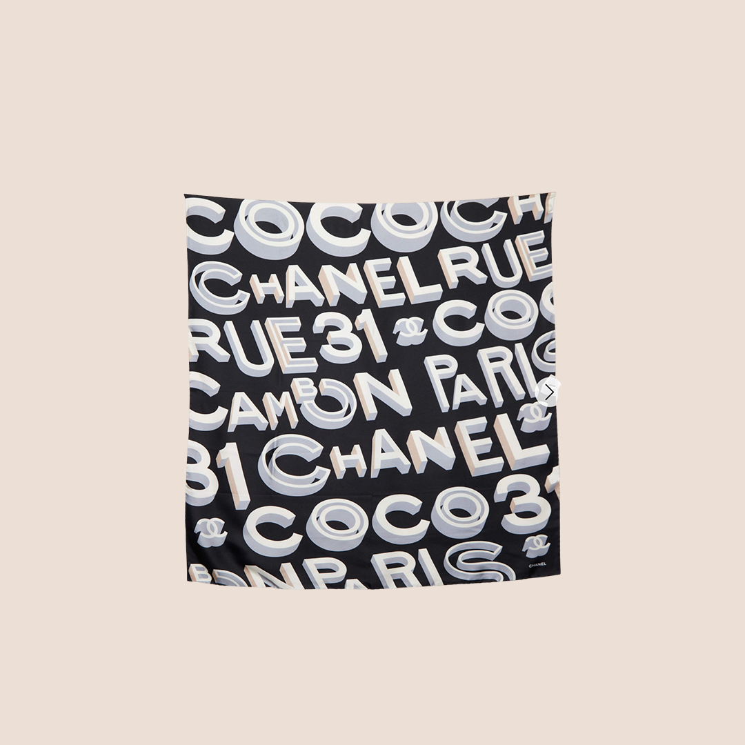 CHANEL スカーフ ロゴデザイン CHANEL BLACK COCO LOGO PRINT SILK SCARF – RDB