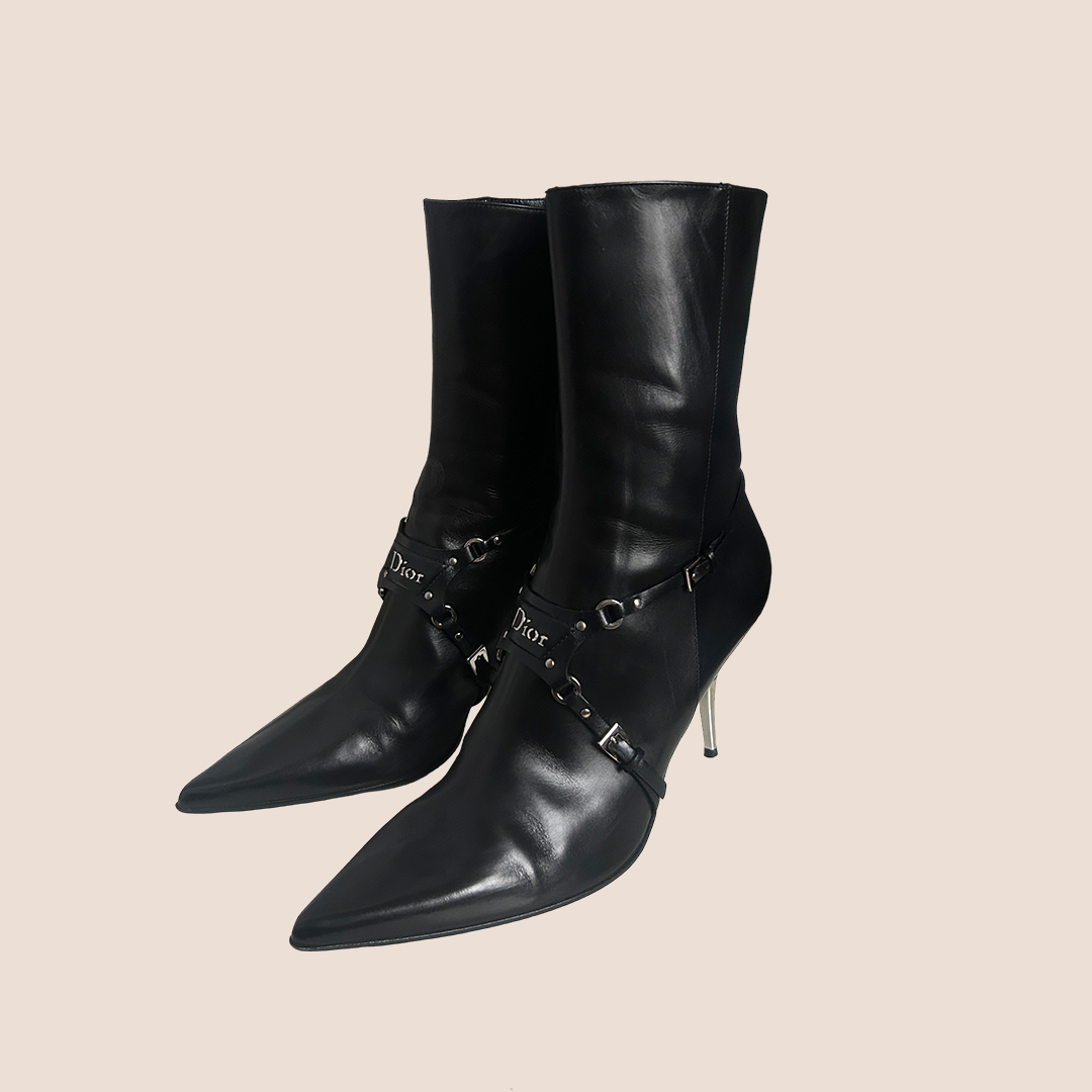 CHRISTIAN DIOR 2003 BLACK BONDAGE BOOTS – RDB