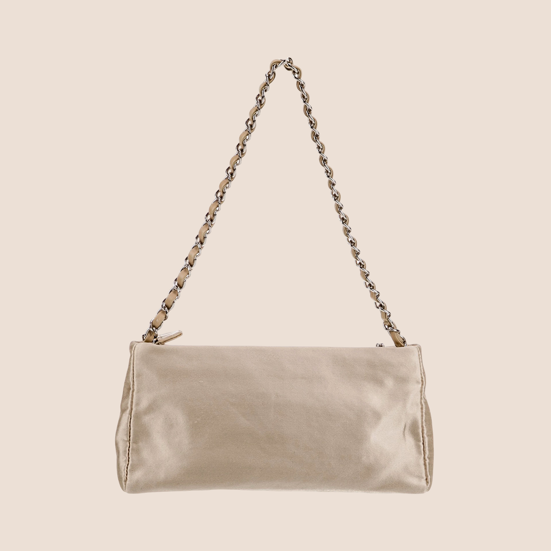 CHANEL 2004 GREY SATIN PEARL CC LOGO CHAIN SHOULDER BAG