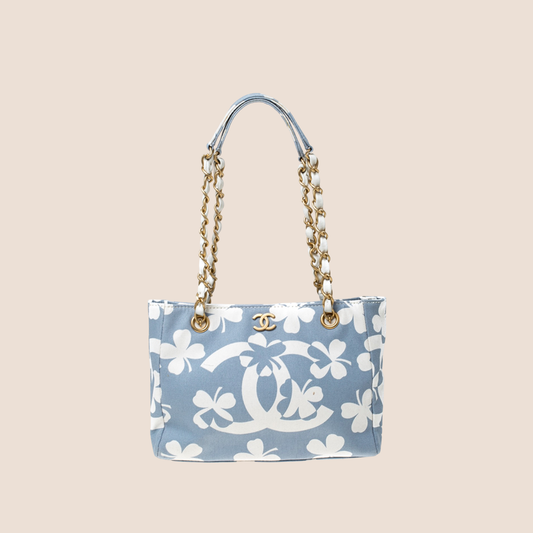 CHANEL 2004 CC BLUE & WHITE CLOVER PRINT SHOULDER BAG
