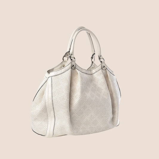 GUCCI OFF WHITE WOVEN RAFFIA DIAMANTE SUKEY TOTE BAG