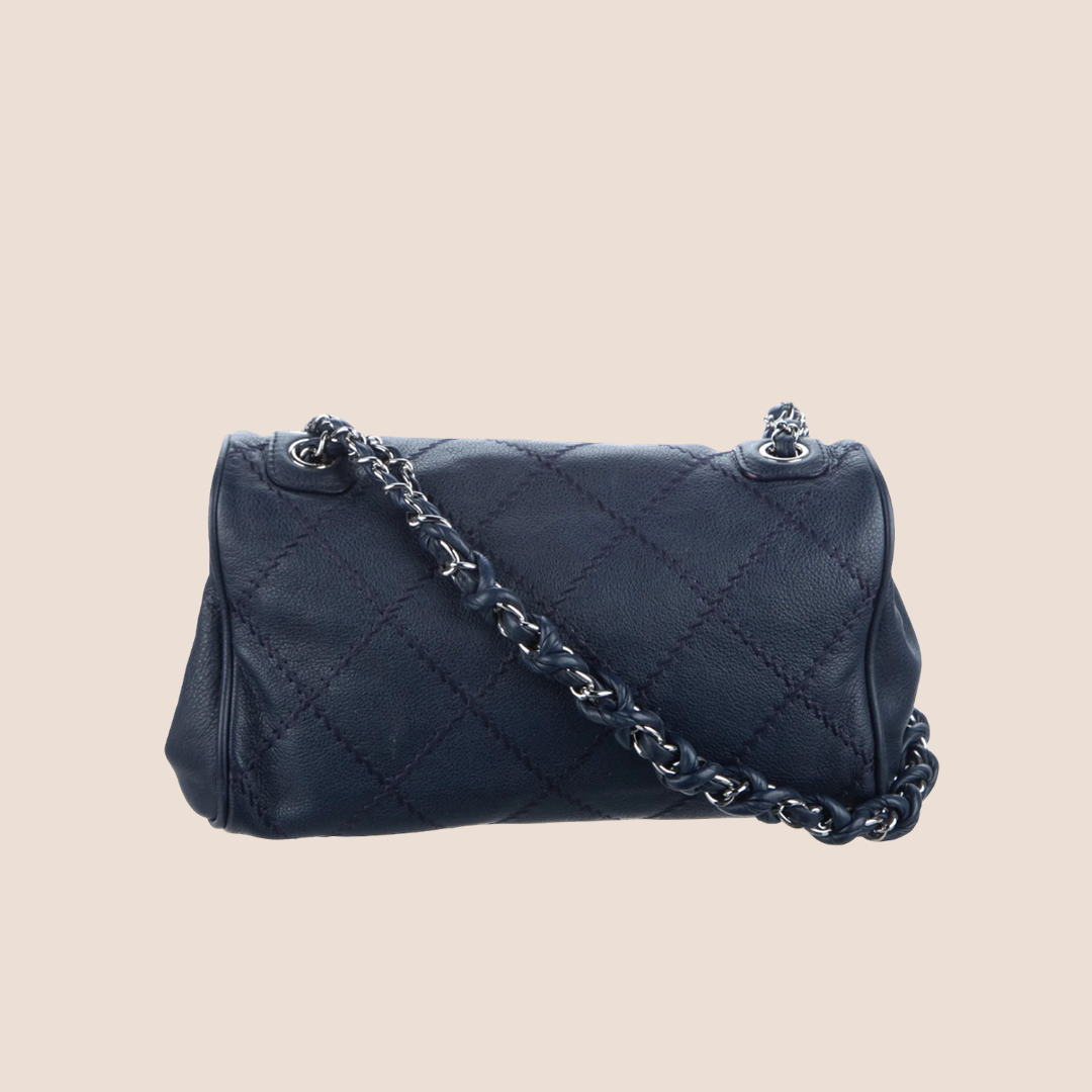 CHANEL 2012 NAVY ULTIMATE STITCH ACCORDION FLAP BAG