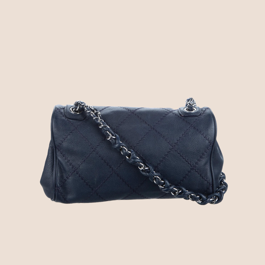 CHANEL 2012 NAVY ULTIMATE STITCH ACCORDION FLAP BAG