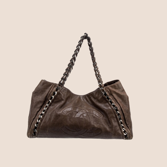 CHANEL 2005 BROWN LEATHER CHAIN EAST WEST TOTE BAG
