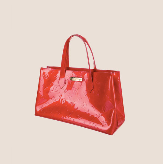 LOUIS VUITTON RED MONOGRAM VERNIS WILSHIRE PM BAG