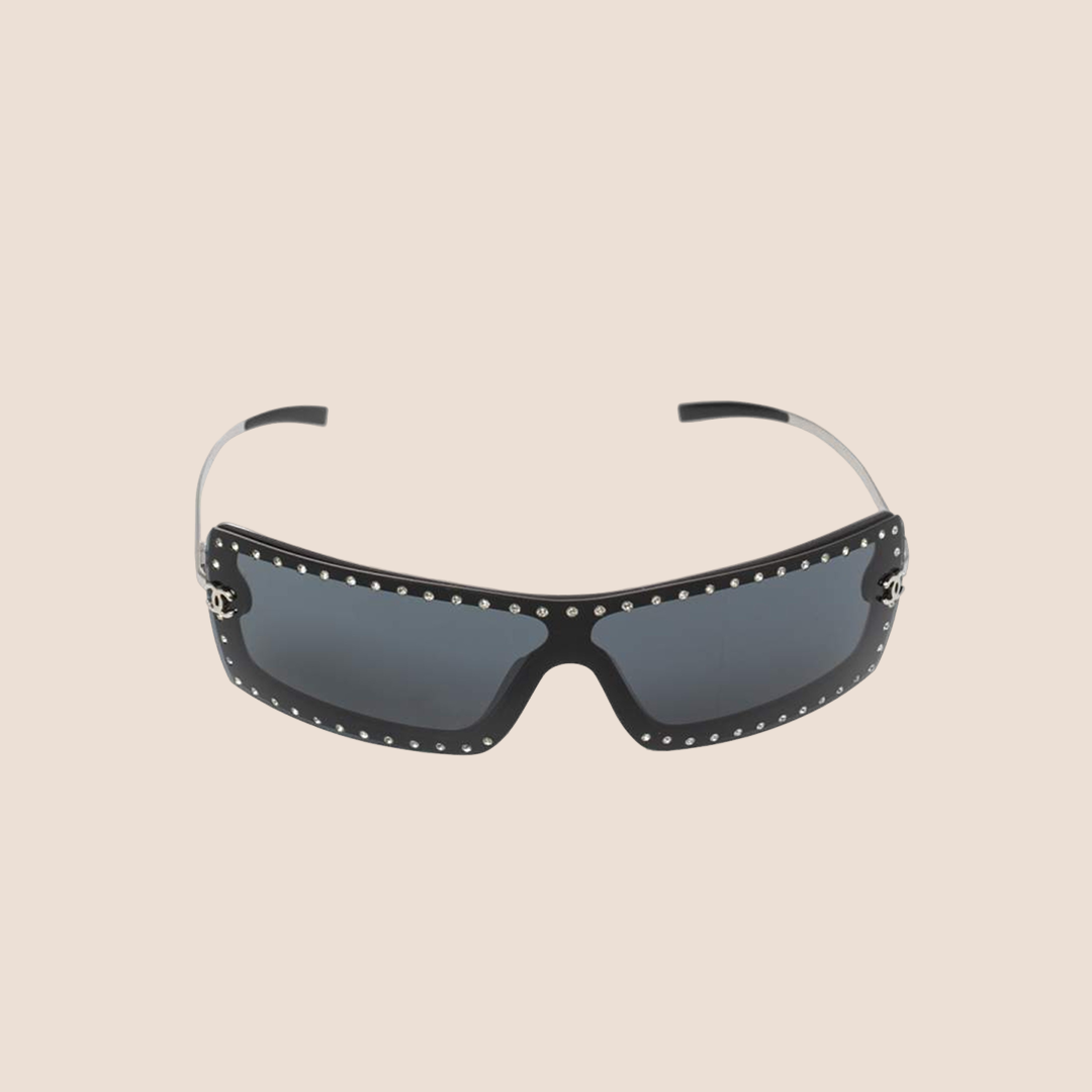CHANEL BLACK CRYSTAL EMBELLISHED SHIELD SUNGLASSES – RDB display picture 3
