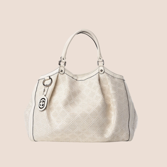 GUCCI OFF WHITE WOVEN RAFFIA DIAMANTE SUKEY TOTE BAG