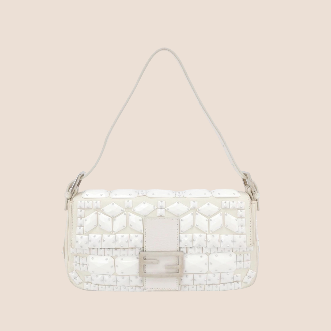 FENDI 2000 WHITE LEATHER EMBELLISHED BAGUETTE BAG