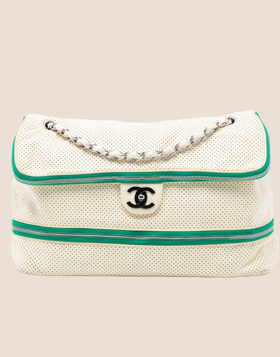 CHANEL 2008 WHITE PERFORATED LEATHER EXPANDABLE SHOULDER BAG