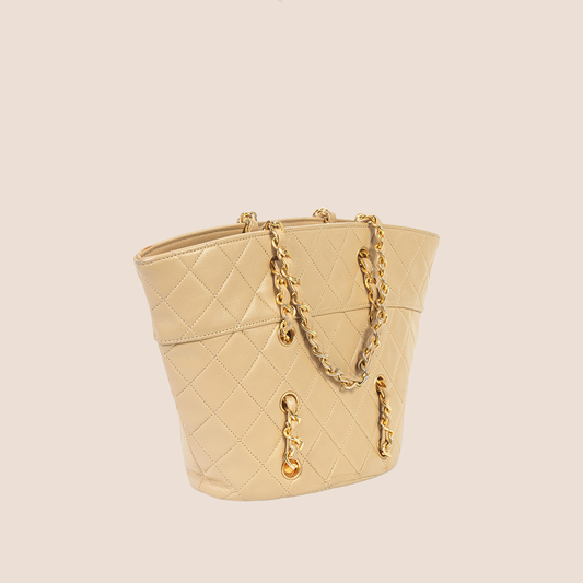 CHANEL BEIGE LAMBSKIN CHAIN BUCKET BAG
