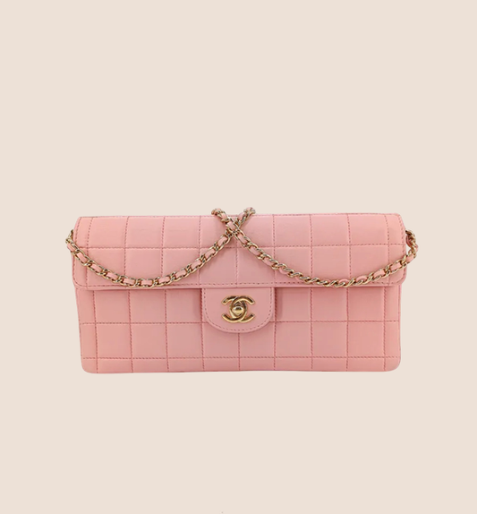 CHANEL PINK LEATHER CHOCOLATE BAR EAST WEST FLAP BAG