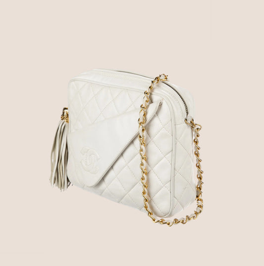 CHANEL 1989 CREAM QUILTED CC CAMERA BAG