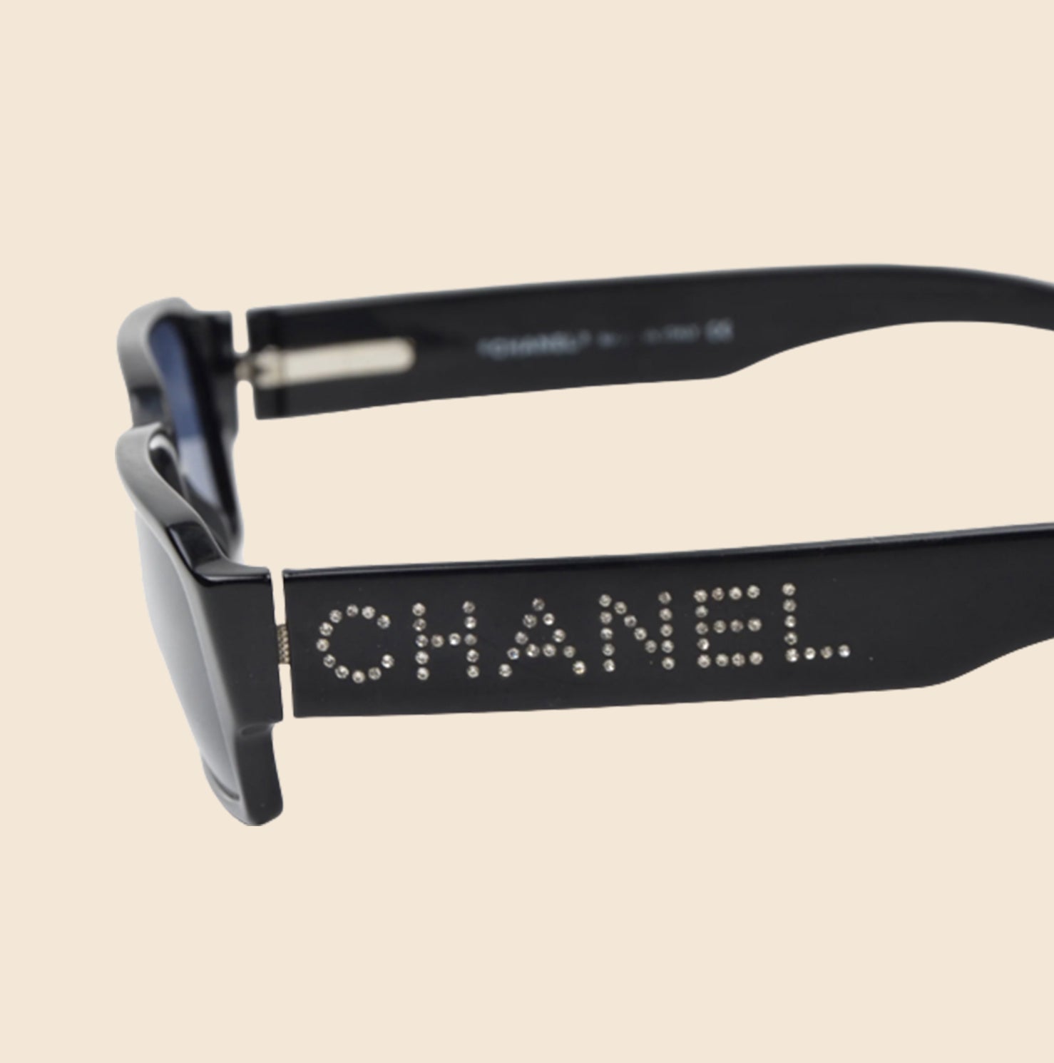 CHANEL 90s BLACK RHINESTONE LOGO RECTANGLE SUNGLASSES – RDB